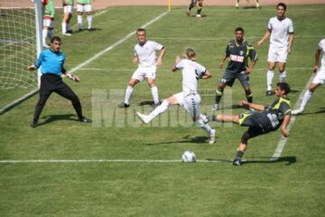Fotbal Club Cetatea: Primul meci pe Areni, prima înfrângere
