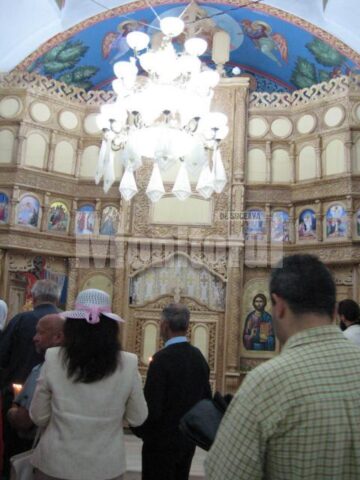 Sfințire: Biserica „Sfântul Dumitru” din Hănțești, jertfă a creștinilor adusă milostivului Dumnezeu