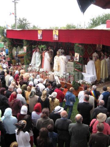 Sfințire: Biserica „Sfântul Dumitru” din Hănțești, jertfă a creștinilor adusă milostivului Dumnezeu