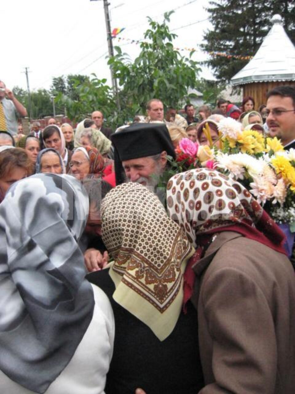 Cronica religioasă: „Istoria monahismului ortodox român de la origini până astăzi“
