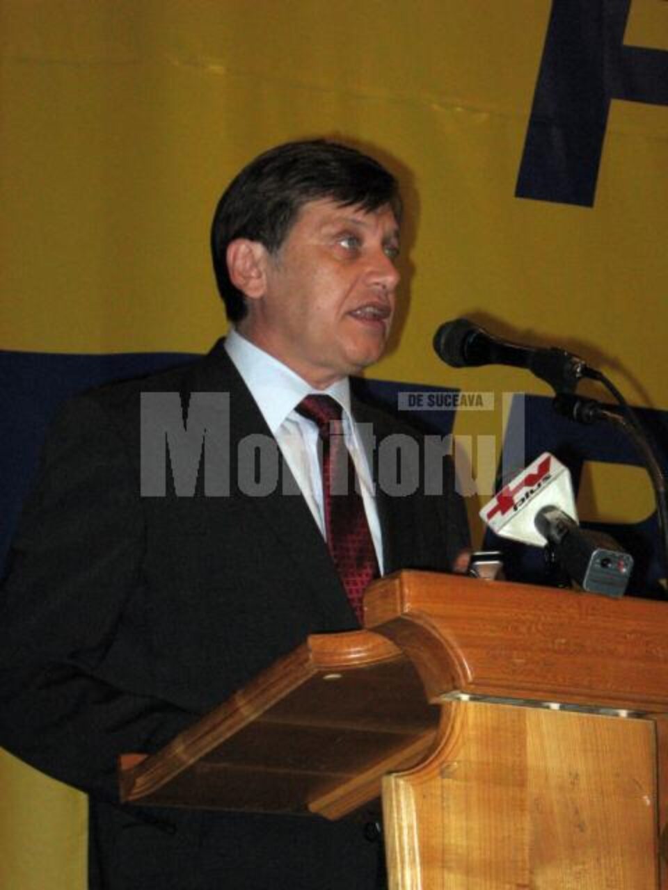Crin Antonescu: „Nu mai acceptăm oameni care spun că vin doar dacă primesc bani sau să fie candidați nu știu unde”