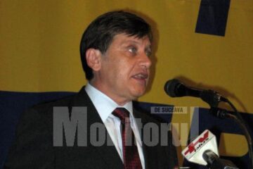 Crin Antonescu: „Nu mai acceptăm oameni care spun că vin doar dacă primesc bani sau să fie candidați nu știu unde”