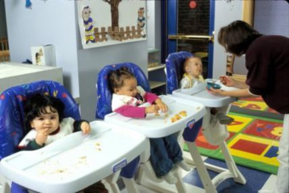 Primul nivel din sistemul național de învățământ este creșa, pentru micuții de la patru luni la trei ani. Foto: TOPFoto