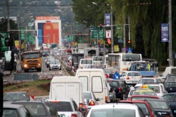 Circulația pe principala arteră a Sucevei, restricționată de mâine, după o amânare de două zile