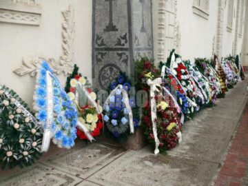 Ultimul drum: Peste 2.000 de credincioși, prezenți la funeraliile preotului protoiereu Vasile Sandu