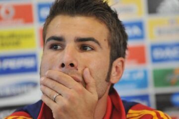 Mutu a devenit o minge de ping-pong între impresari și Chelsea