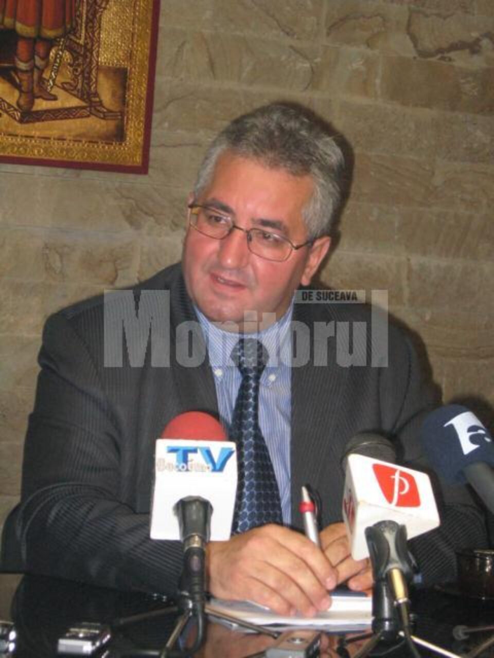 Ion Lungu: “Nu doar că încurcă efectuarea lucrărilor, dar își pun în pericol mașinile”