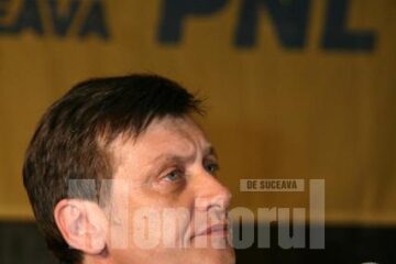 Crin Antonescu: „Sunt trist când știu că zeci de mii de copii nu au acces la educație așa cum ar trebui să aibă”
