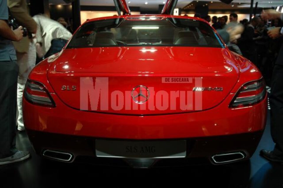Mercedes SLS AMG