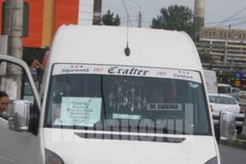 Maxi-taxi pirat, cu traseu fantoma afișat pe bord