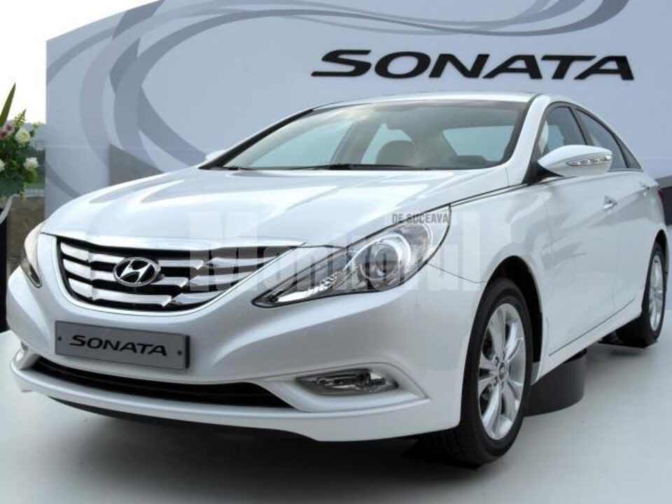 Hyundai Sonata - i40