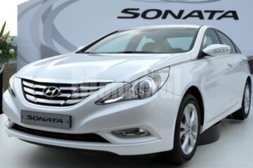 Hyundai Sonata - i40