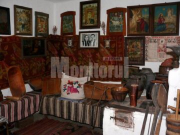 Bucatarie din zona Cimpulung