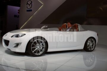 Mazda MX-5 Superlight Concept