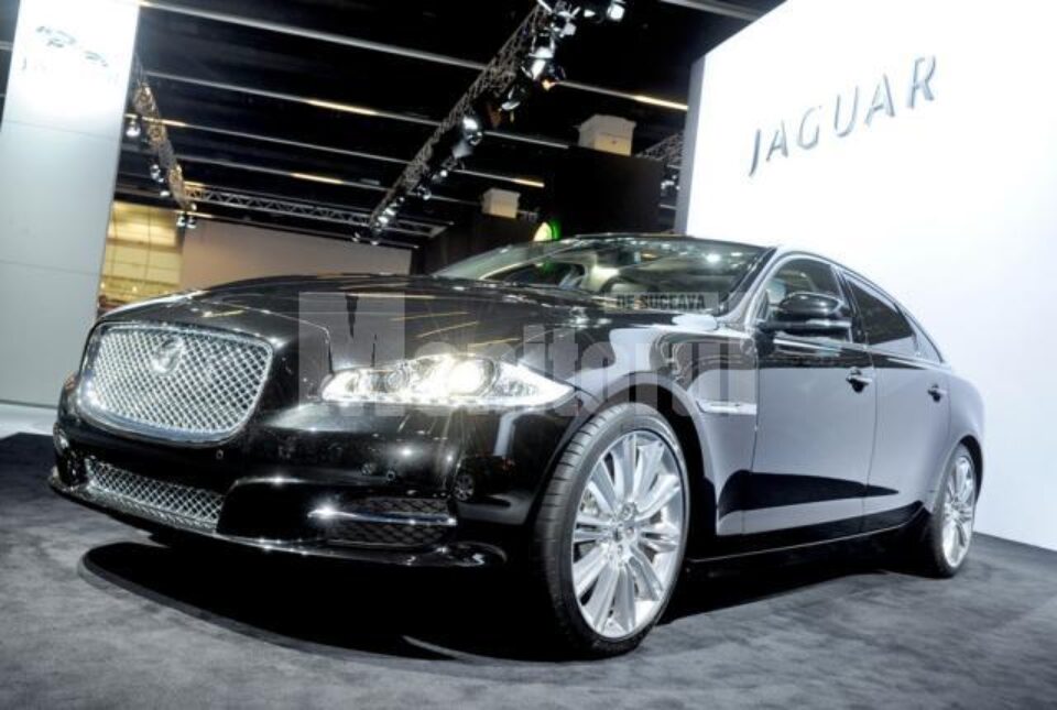 Jaguar XJ