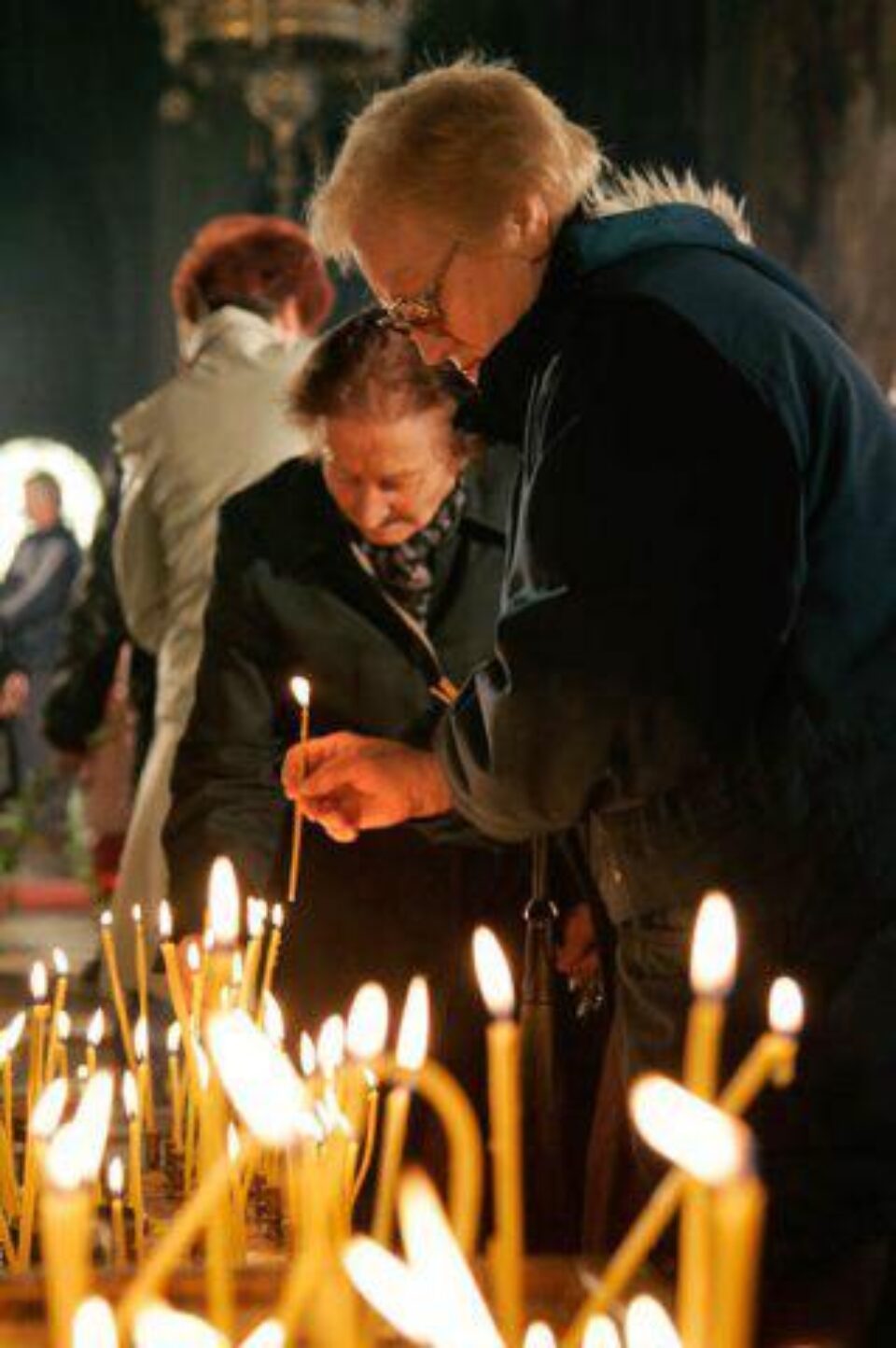 Un suflet care nu se roagă este ca o lumânare stinsă Foto: ALAMY