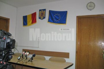 Conferința programată să înceapă la ora 9.00 a debutat cu aproape 20 de minute întârziere