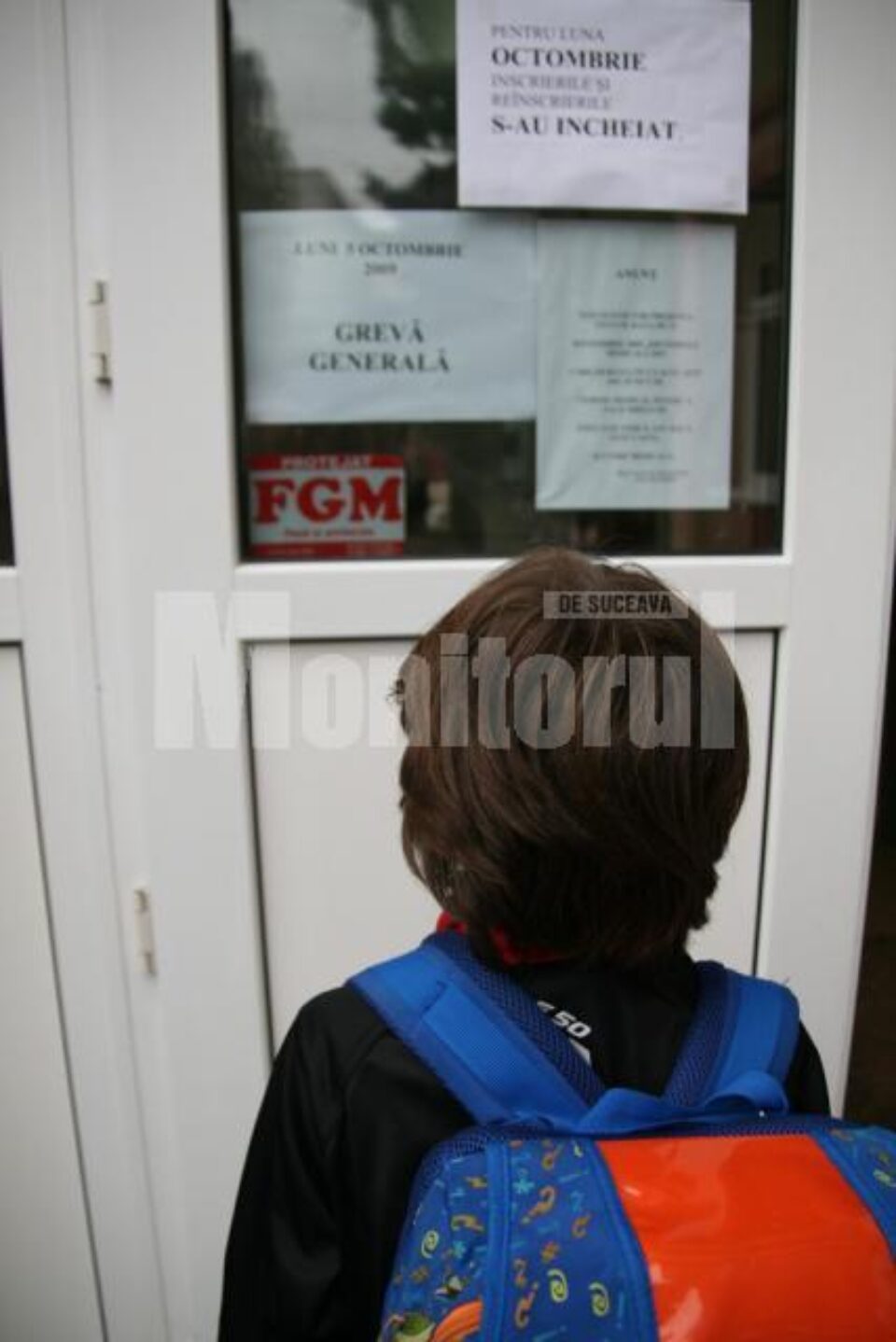 Grevă generală: Luni se închid școlile și grădinițele din județ