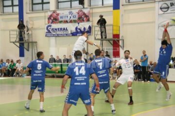 Elevii antrenorului Leonard Bibirig au fost învinși după un meci dramatic, de campioana HCM Constanța