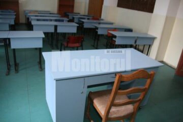 Sălile de clasă din școli au fost goale ieri