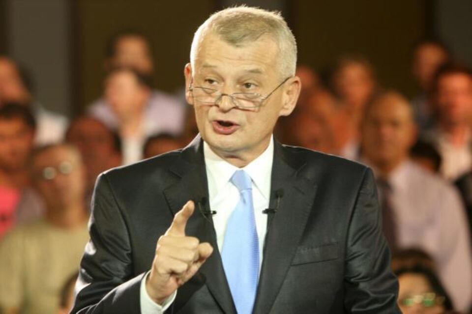 Sorin Oprescu: "Succesul nostru ar însemna eșecul lor". Foto: MEDIAFAX