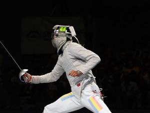 România, medalie de aur în proba masculină de sabie la CM. Foto: MEDIAFAX/AFP