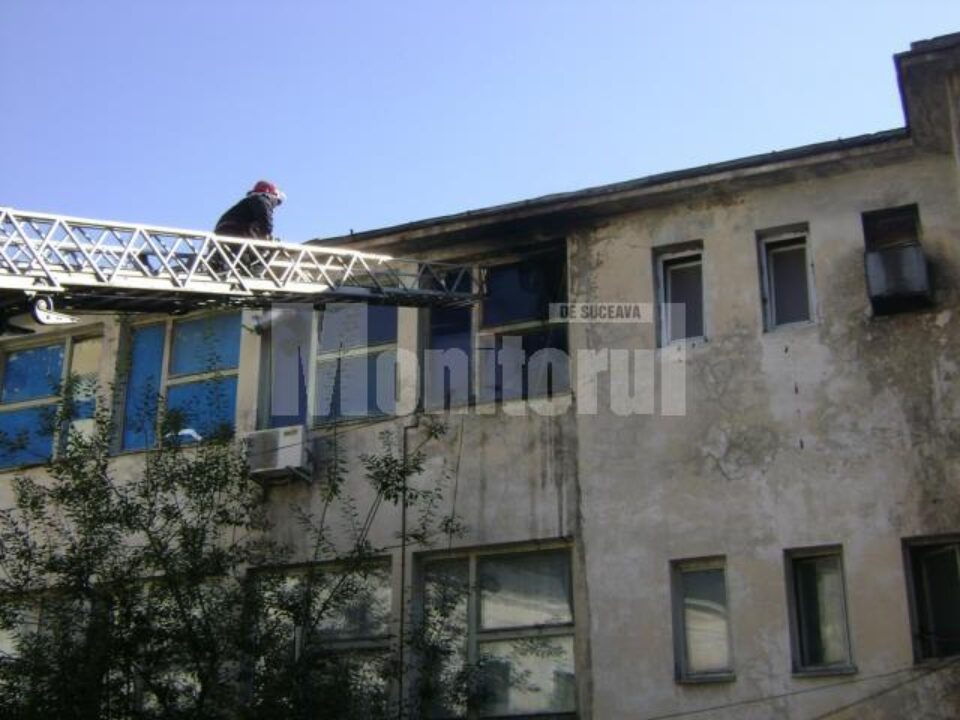 Foc: Incendiu la un club din Suceava
