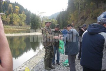Cupa ziariștilor ecologiști la pescuit