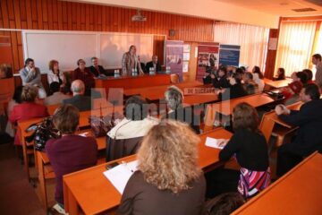 Ceremonia de deschidere a noului an universitar la Universitatea „Petre Andrei”