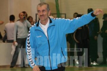 Petru Ghervan a primit felicitări și urări de succes din partea foștilor elevi și colaboratori