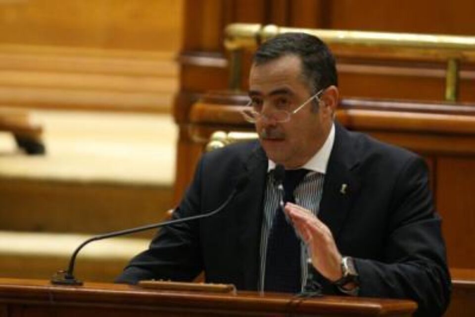 Cezar Preda: „Eu cred că va trece Guvernul Croitoru”. Foto: MEDIAFAX