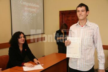 Performanță: 85 de elevi suceveni au obținut diplome de limba engleză din partea Universității Cambridge