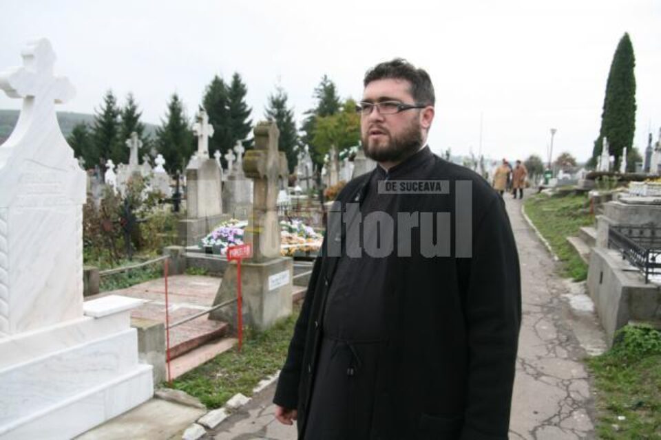 Bogdan Apostol: “Am cumpărat un program de pe internet, cu 59 de dolari, și am făcut de unul singur site-ul parohiei”