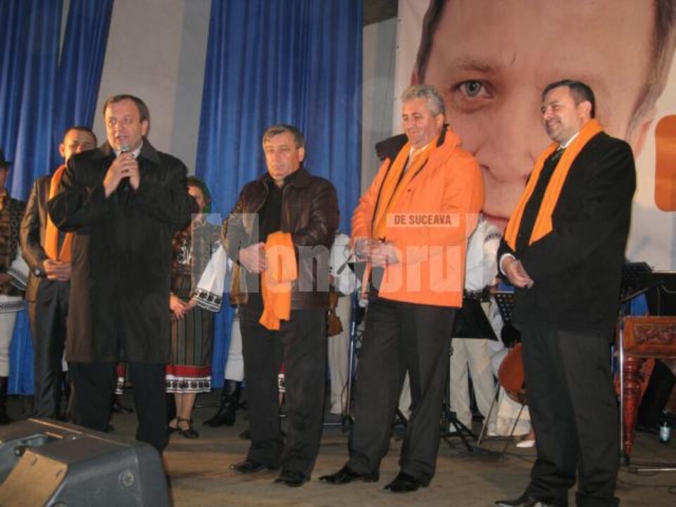 Staff-ul PD-L și primarul PSD al comunei