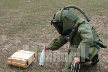Polițiștii suceveni au probat costumele anti-bombă