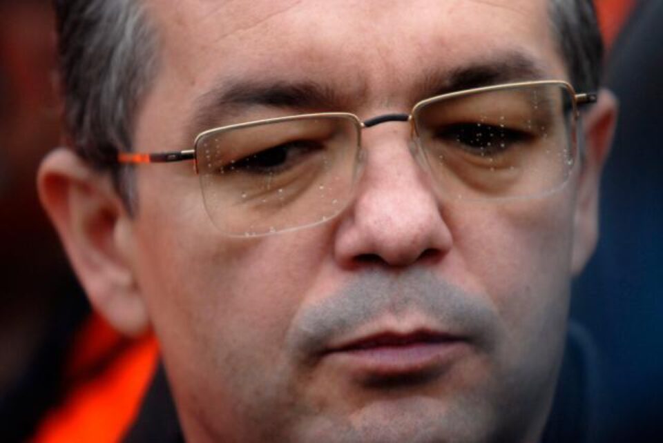 Emil Boc: "Vreau să fiu clar și precis: Guvernul va asigura plata salariilor și pensiilor”. Foto: MEDIAFAX Emil Boc: "Vreau să fiu clar și precis: Guvernul va asigura plata salariilor și pensiilor”. Foto: MEDIAFAX