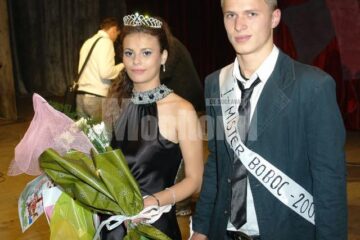Andreea Nichitoi și Ionuț Gabriel Iftodi, cei mai frumoși boboci de la Colegiul „Alexandru Ioan Cuza”