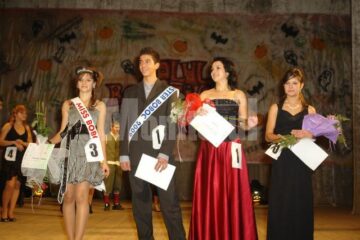 Mihaela Iordache, Miss Boboc, Andrei Nistor, Mister Boboc, Alexandra Judea, Miss Dance și Mariana Vatamanu, Miss Popularitate