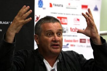 Mircea Dinescu: M-am simțit ca acei chiaburi pe care îi arătau comuniștii cu mâna. Foto: MEDIAFAX