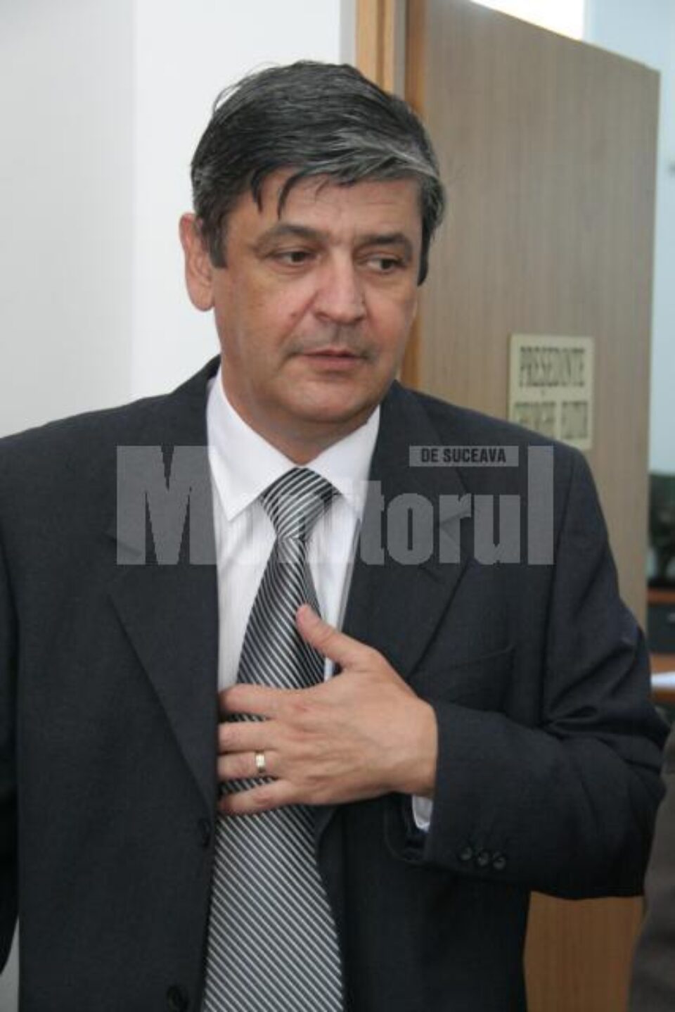 Cristian Irimie este membru PD-L și, din iarna acestui an, ocupă funcția de secretar de stat în Ministerul Sănătății
