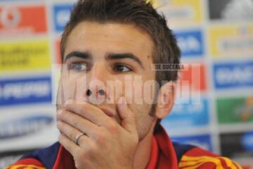 Mutu, în topul absenților