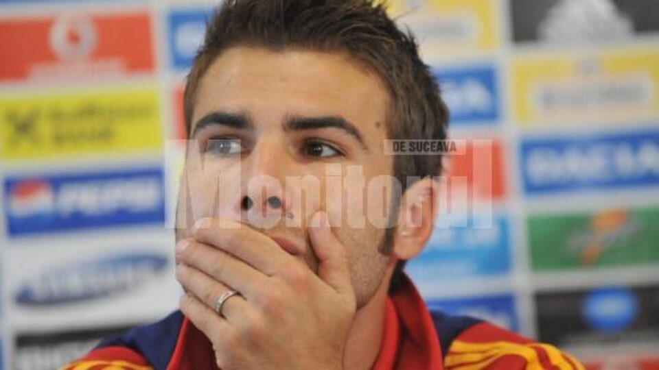 Mutu, în topul absenților