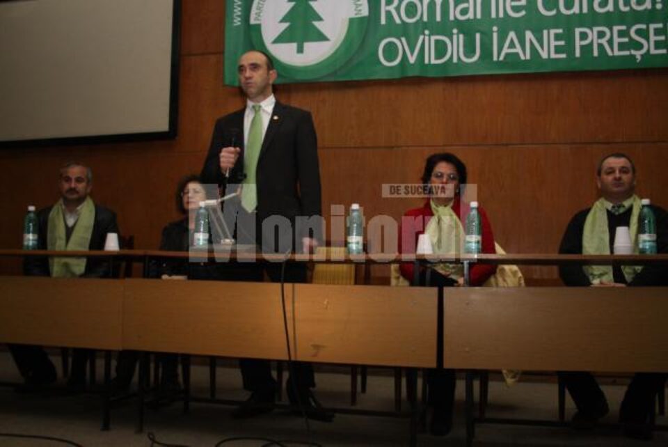 Candidatul Partidului Ecologist Român (PER) la Președinția României, Ovidiu Iane, s-a întâlnit, ieri, cu câteva zeci de suceveni