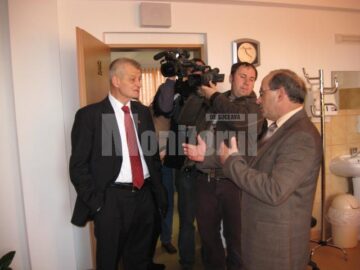 Sorin Oprescu vizitând Policlinica Bethesda