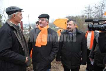Din campanie: Sucevenii susțin referendumul propus de Băsescu