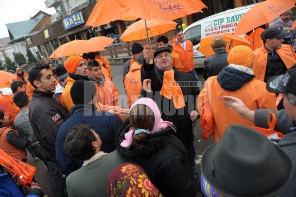 „Caravana portocalie” a poposit, în cursul zilei de ieri, în Gura Humorului
