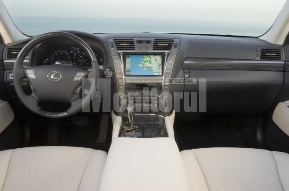 Lexus LS 460 AWD