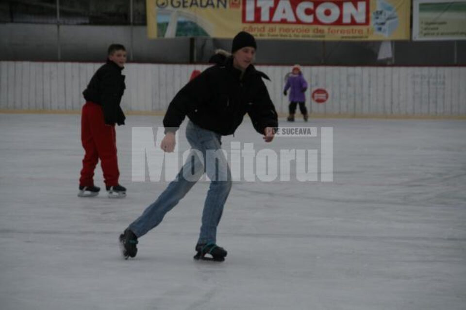 De săptămâna viitoare, patinoarul artificial din Areni își va deschide porțile