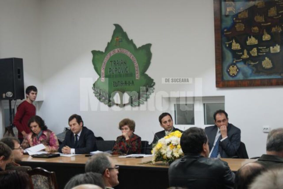 Simpozion Internațional „Prejudecăți și stereotipii în mentalul colectiv românesc”, la Câmpulung