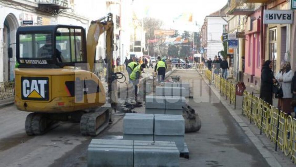Amplasarea scuarului între sensurile de mers, măsură pentru fluidizarea traficului rutier